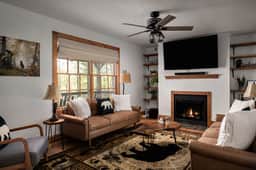 The Cozy Bear Cabin | Hot Tub, Fenced Yard, Games