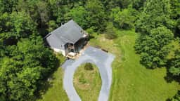 The Haven at Turkey Run • Hot Tub, Fire Pit, Games