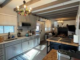 The Juniper Cabin • Cozy Hideaway w/ Hot Tub