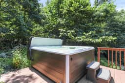 The Trillium Cabin | Hot Tub, Views & Game Room