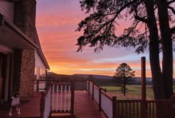 Starlight Farmhouse | Dog-Friendly + Mountain View