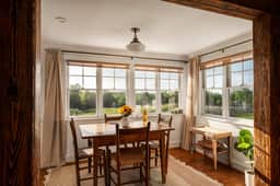 Valley View Farmhouse · Hot Tub, Fenced Pasture