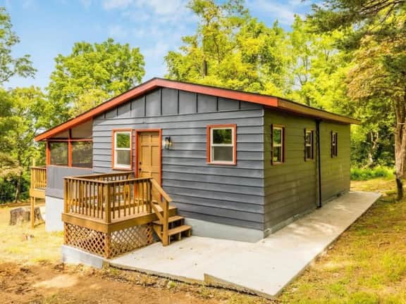 The Juniper Cabin • Cozy Hideaway w/ Hot Tub
