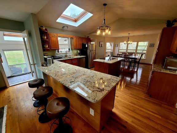 Ridgeview Retreat | Views, Pets & Game Barn