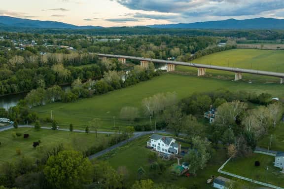 Shenandoah Heritage | 5BR w/ Sauna + Cedar Hot Tub - Image 5